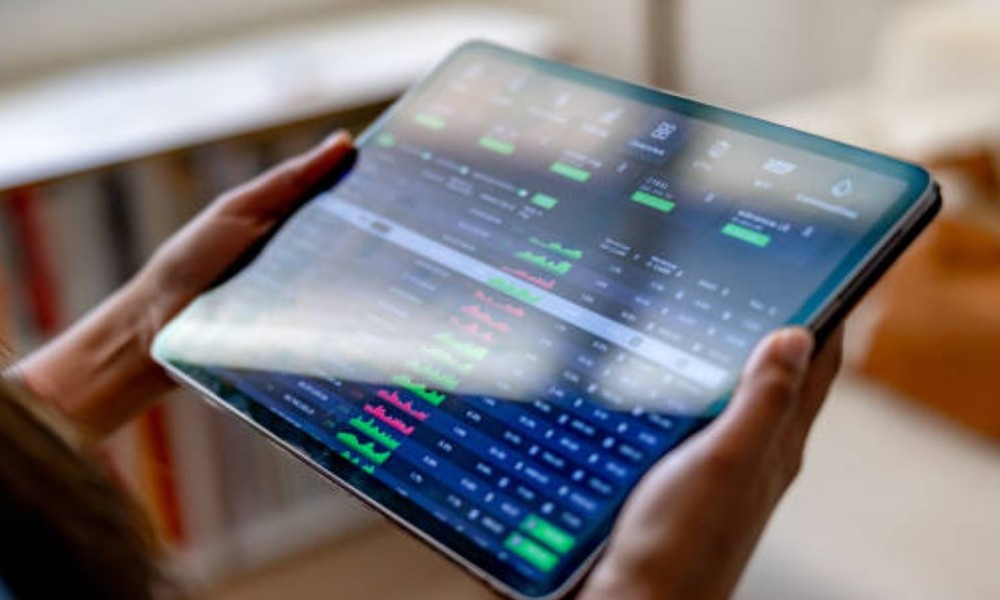 ACN Stock Price Trends And Key Investment Considerations
