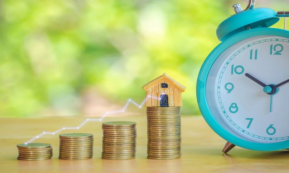 What makes time the greatest asset for wealth?